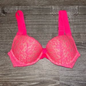 Victoria Secret 32D Very Sexy Push Up Bra
